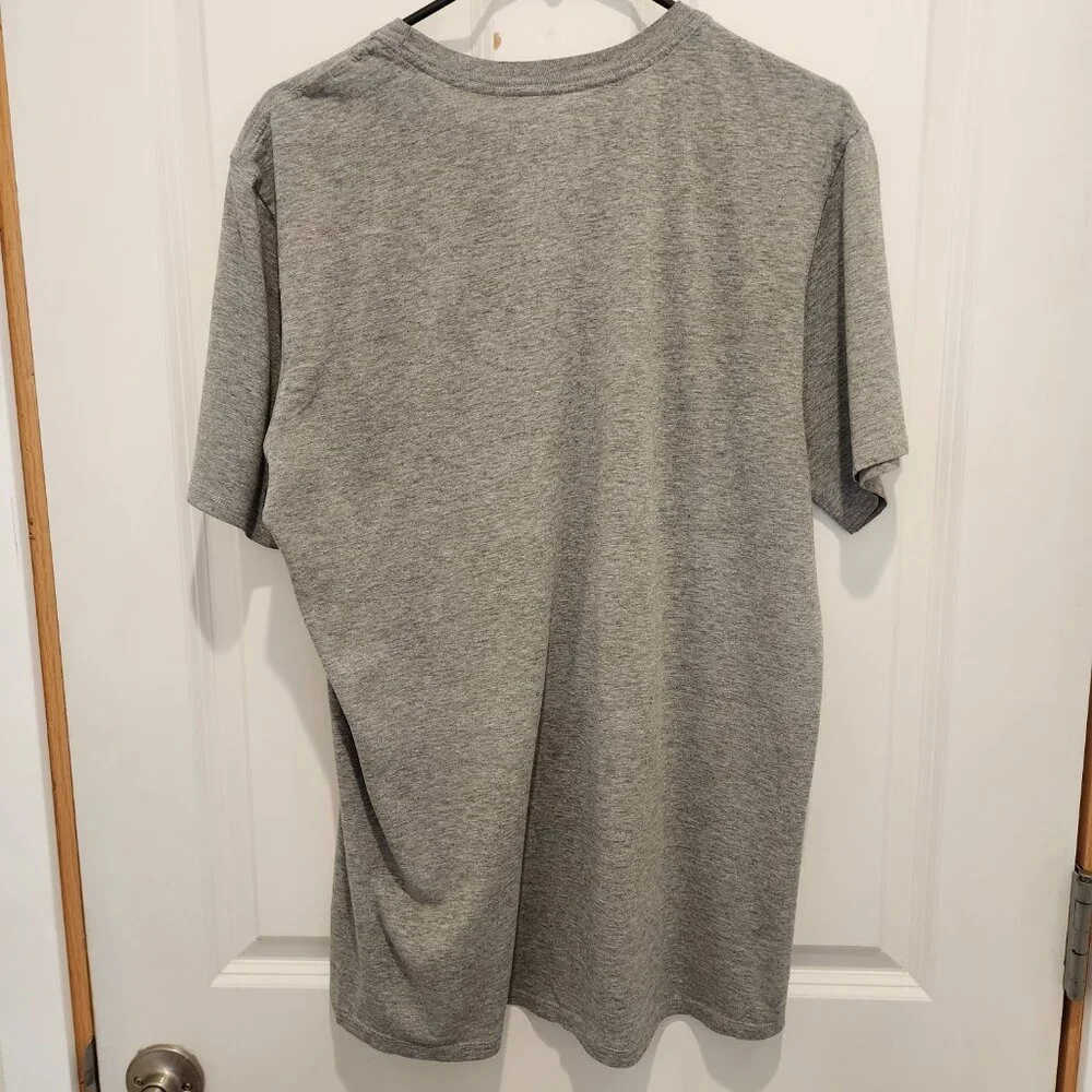 Men's Nike Gray Logo T-Shirt, Size Large
